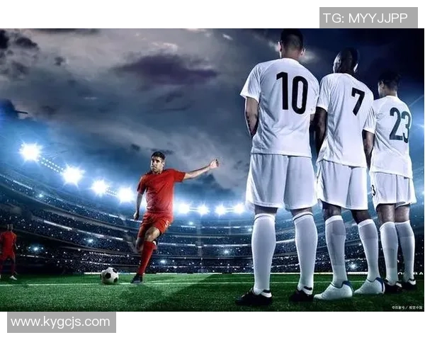 回忆中的绿茵传奇那些最难忘的足球明星与他们的辉煌瞬间